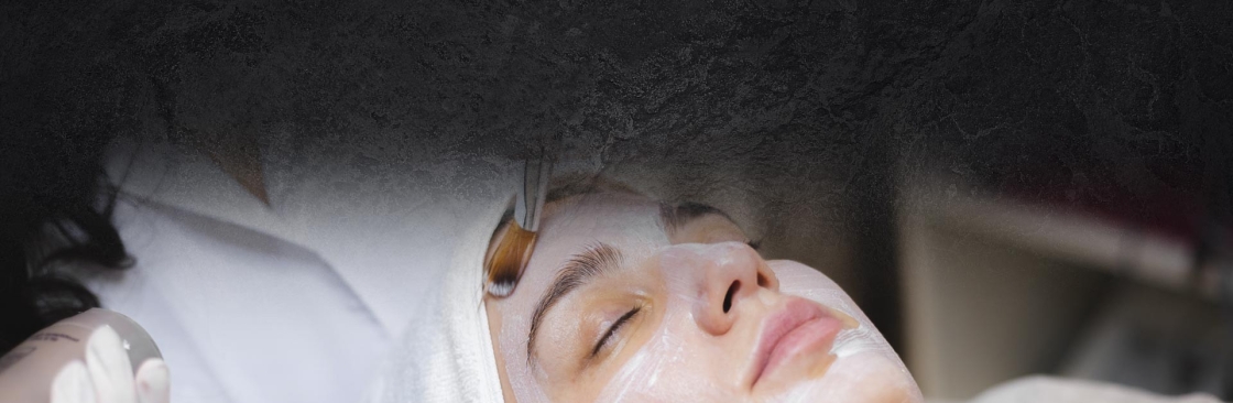 L’ESTETICA SALON Cover Image