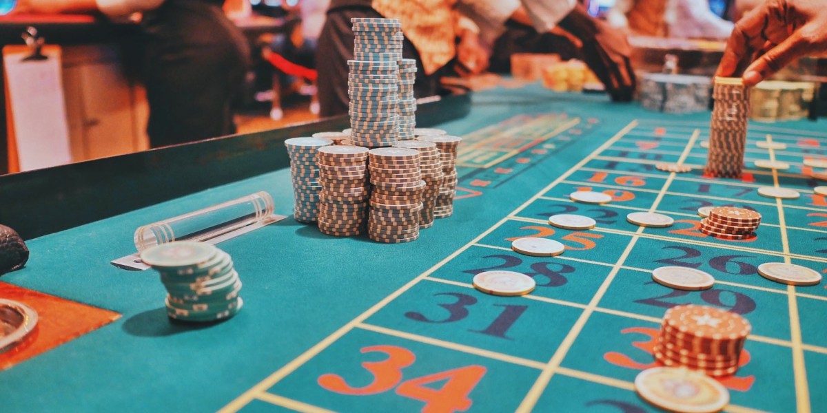 Tendencias emergentes en las tragamonedas de casinos en línea: Innovaciones y preferencias de los jugadores en 2025