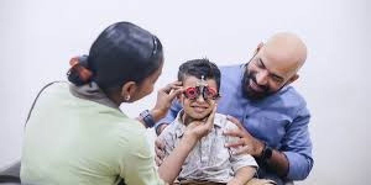 Retinal Artery Occlusion: Causes, Symptoms, and Treatment