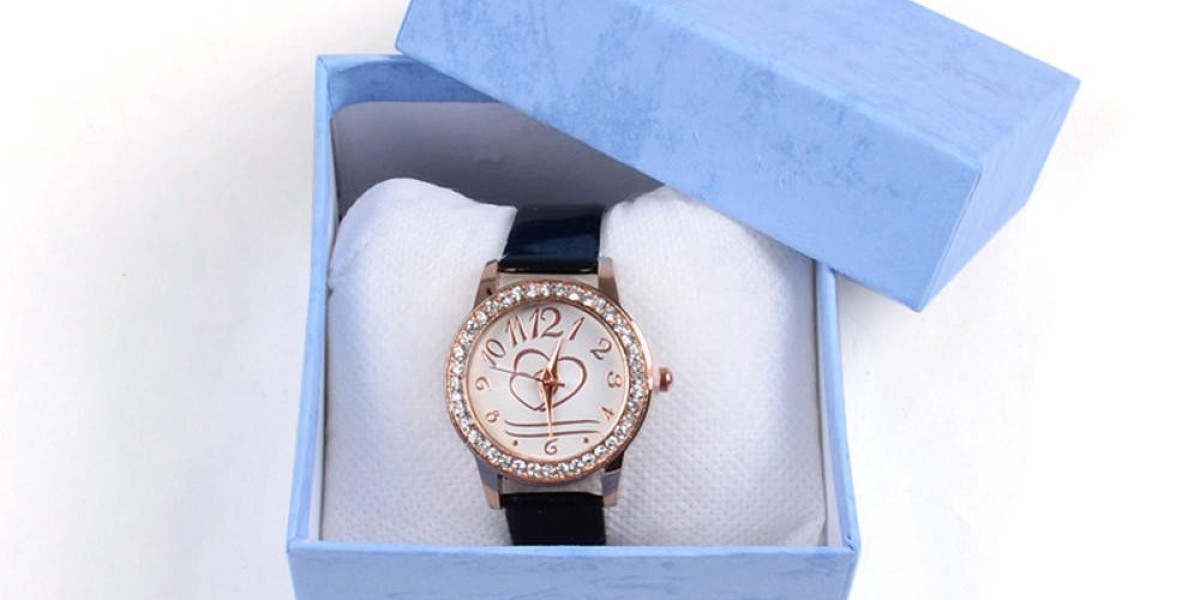 Elegant Custom Watch Boxes for Luxury Timepieces
