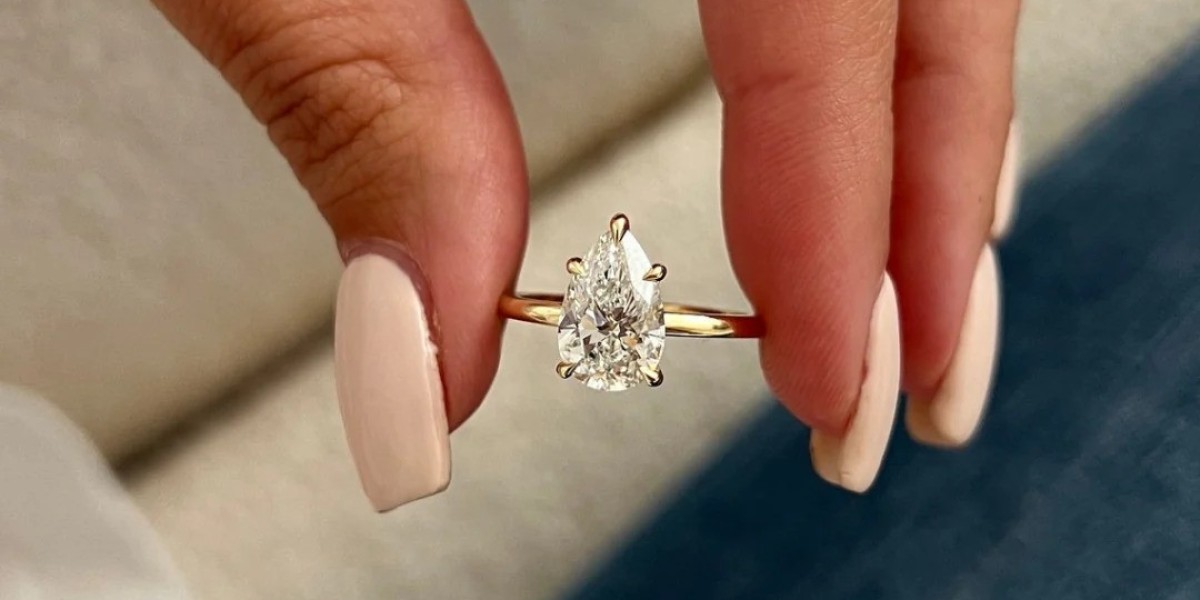 Moissanite Engagement Rings: A Modern Symbol of Love and Brilliance