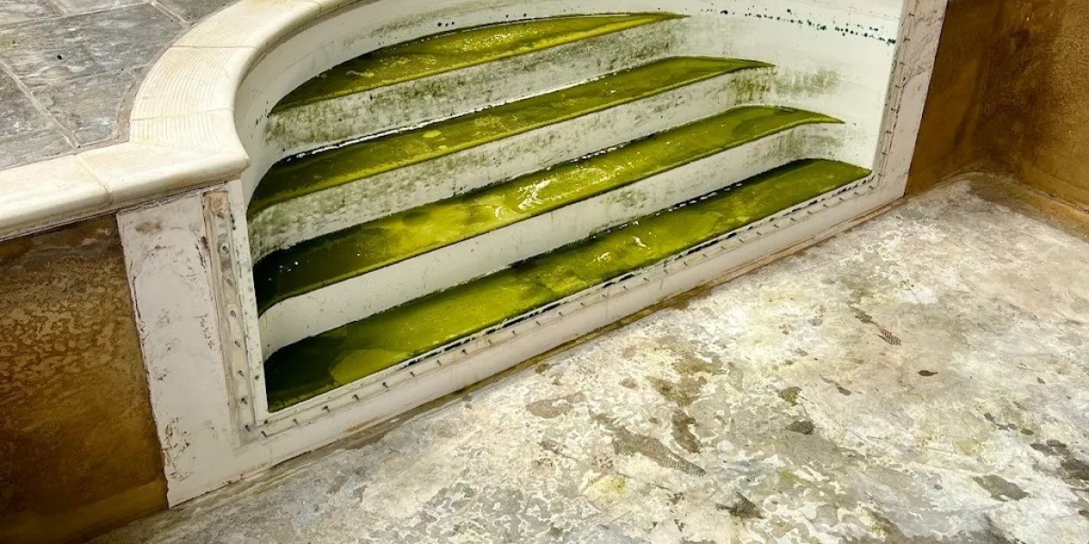 Amersham Pool Cleaning & Service Experts | Fresh, Clear Water