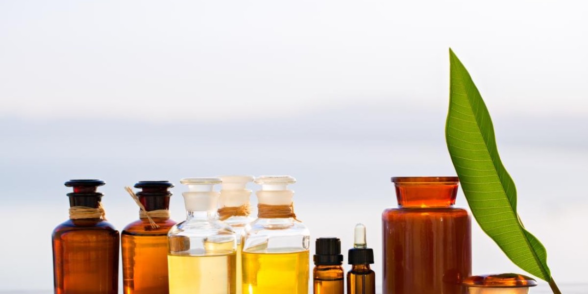 The Science and Benefits of Natural Essential Oils for Everyday Wellness